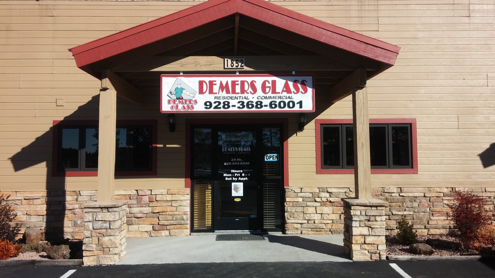 Demers Glass Lakeside storefront